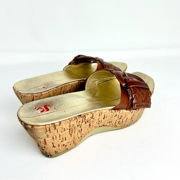 NIKE LAB G SERIES Brown Basketweave Buckle Metallic Gold Comfort Sandals - Picture 2 of 4